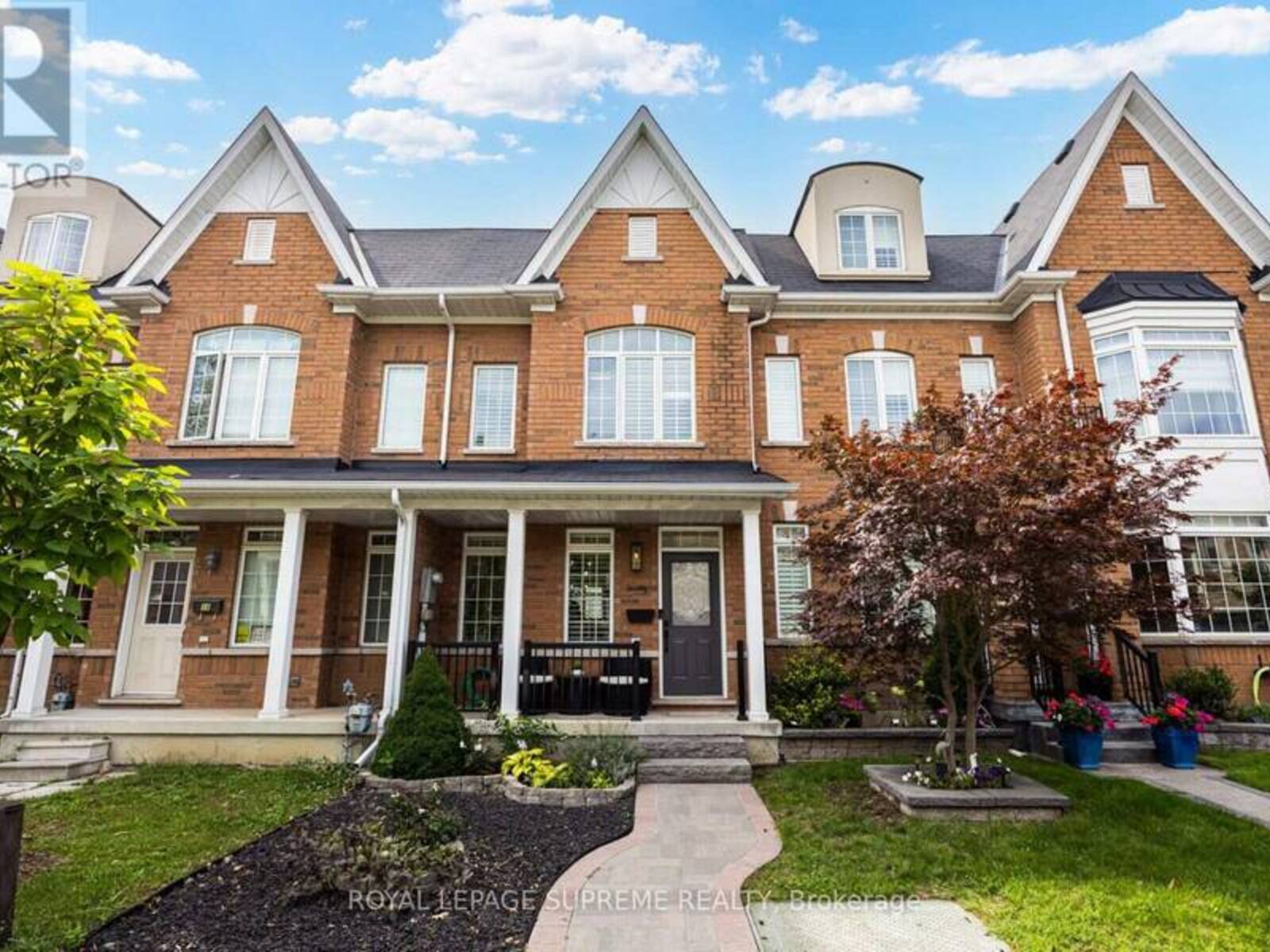 20 ABRAHAM WELSH ROAD, Toronto, Ontario M9M 0B7