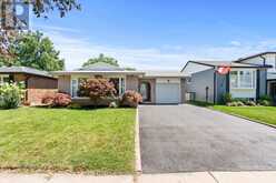 1348 JANINA BOULEVARD | Burlington Ontario | Slide Image Three