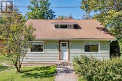 18 RAVENSWOOD DRIVE | Georgina Ontario | Slide Image One