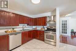 41 WILLOW DRIVE | Barrie Ontario | Slide Image Six