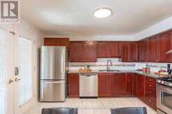 41 WILLOW DRIVE | Barrie Ontario | Slide Image Eight