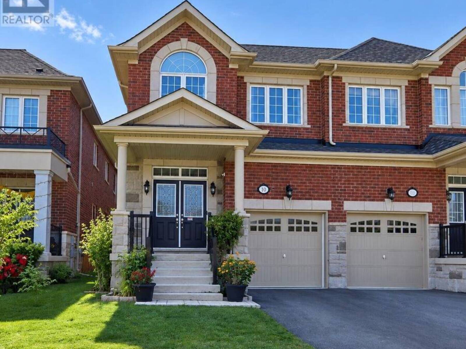 106 BRANIGAN CRESCENT, Halton Hills, Ontario L7G 0M8