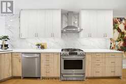 43 GILBERT AVENUE | Toronto Ontario | Slide Image Nine