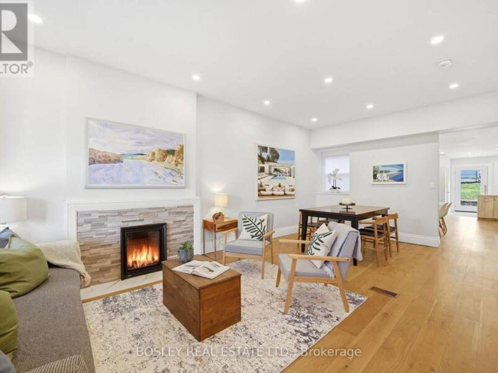 43 GILBERT AVENUE, Toronto, Ontario M6E 4W2