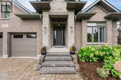 15 LANGTON DRIVE | Kitchener Ontario | Slide Image Five