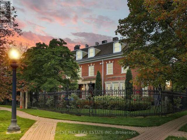PH - 1 CHESTNUT PARK Toronto Ontario, M4W 1W4 - 5 Bedrooms Condo For Sale