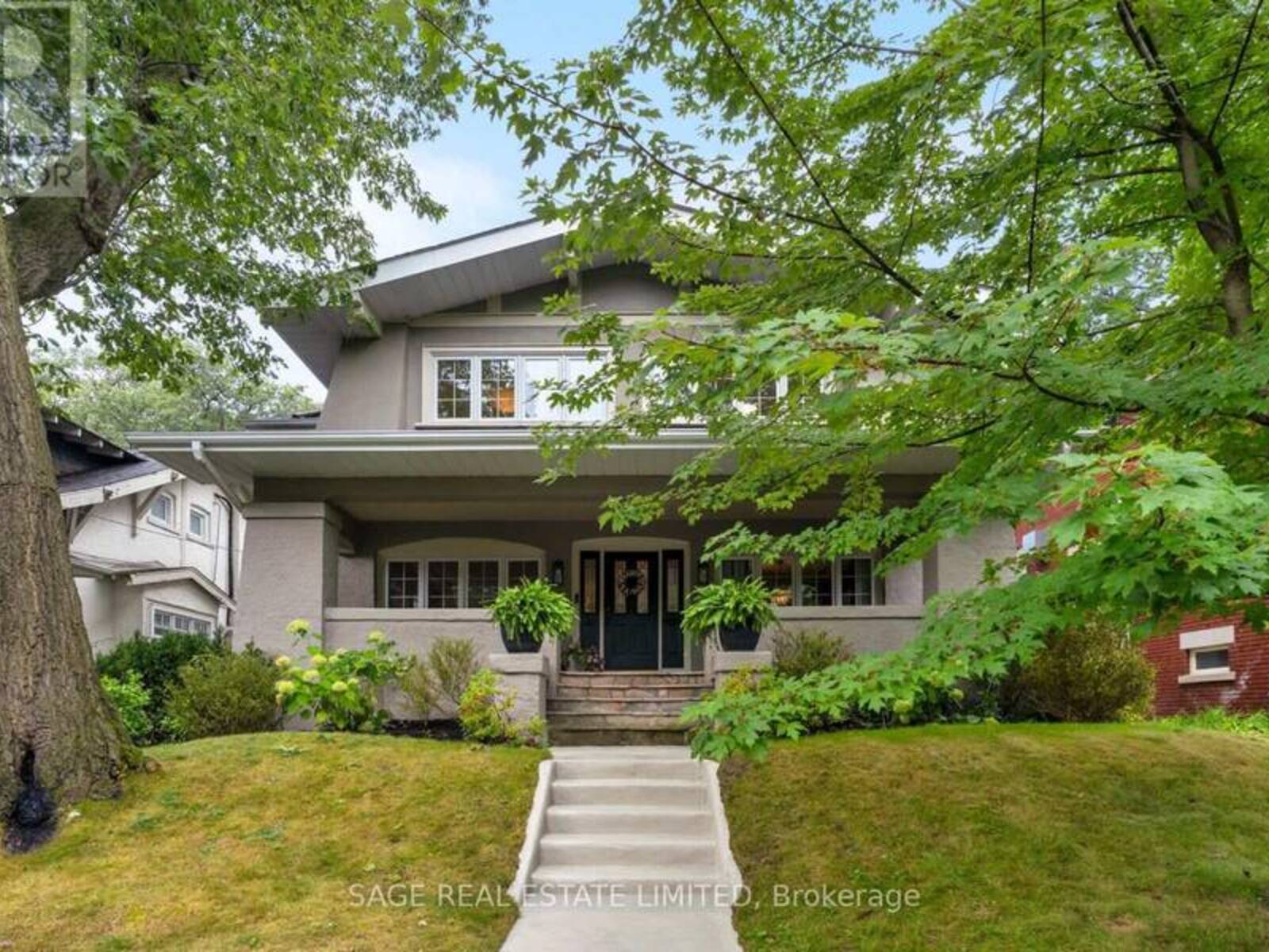 108 KINGSWOOD ROAD, Toronto, Ontario M4E 3N5