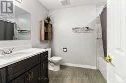 117 MCCAULEY COURT | Newmarket Ontario | Slide Image Eighteen