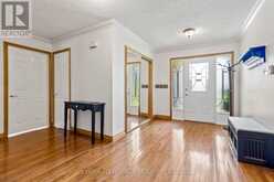 117 MCCAULEY COURT | Newmarket Ontario | Slide Image Two