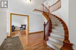 117 MCCAULEY COURT | Newmarket Ontario | Slide Image Three