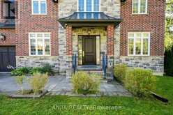 41 VALLEY ROAD | Whitchurch-Stouffville Ontario | Slide Image Eight