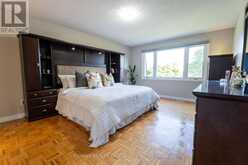 39 PARKSIDE DRIVE | Brampton Ontario | Slide Image Nineteen