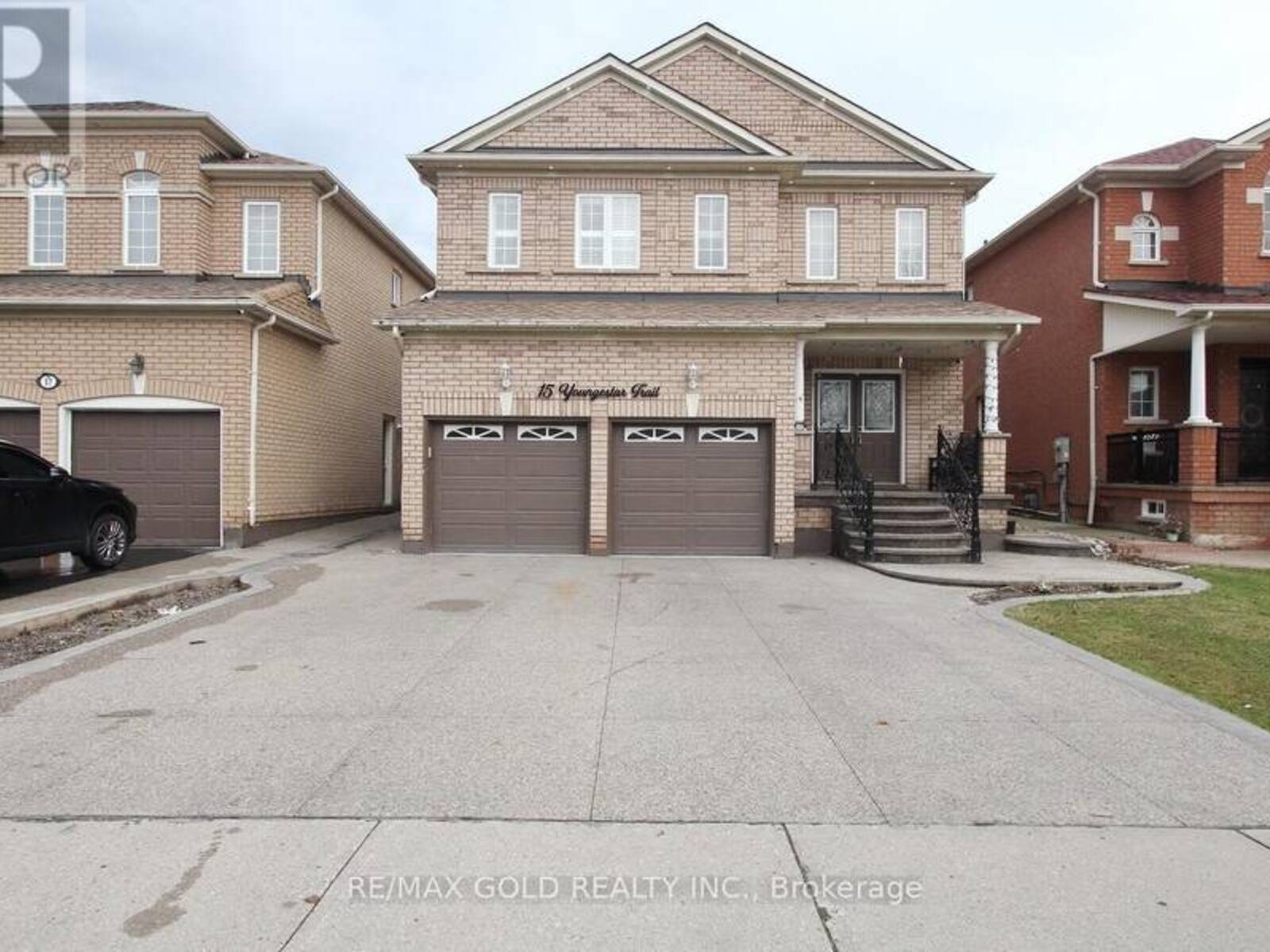 15 YOUNGESTAR TRAIL, Brampton, Ontario L6P 1P5