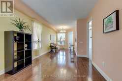 797 KHAN CRESCENT | Mississauga Ontario | Slide Image Eight
