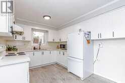 74 PARKPLAZA DRIVE S | Hamilton Ontario | Slide Image Twelve