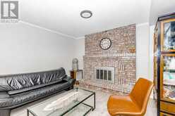 74 PARKPLAZA DRIVE S | Hamilton Ontario | Slide Image Nineteen