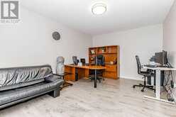 74 PARKPLAZA DRIVE S | Hamilton Ontario | Slide Image Eight