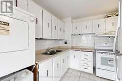 411 - 100 LEEWARD GLENWAY | Toronto Ontario | Slide Image Ten