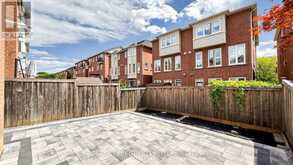 5 FERGUSON STREET | Toronto Ontario | Slide Image Forty