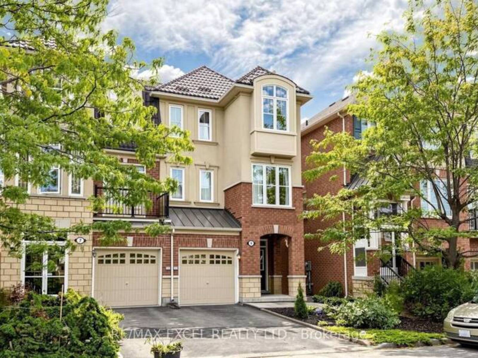 5 FERGUSON STREET, Toronto, Ontario M1L 0C2