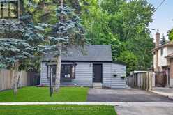 208 PALMERSTON AVENUE | Whitby Ontario | Slide Image Fifteen