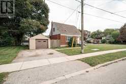 37 HOLSWADE ROAD | Toronto Ontario | Slide Image Six