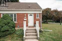 37 HOLSWADE ROAD | Toronto Ontario | Slide Image Seven