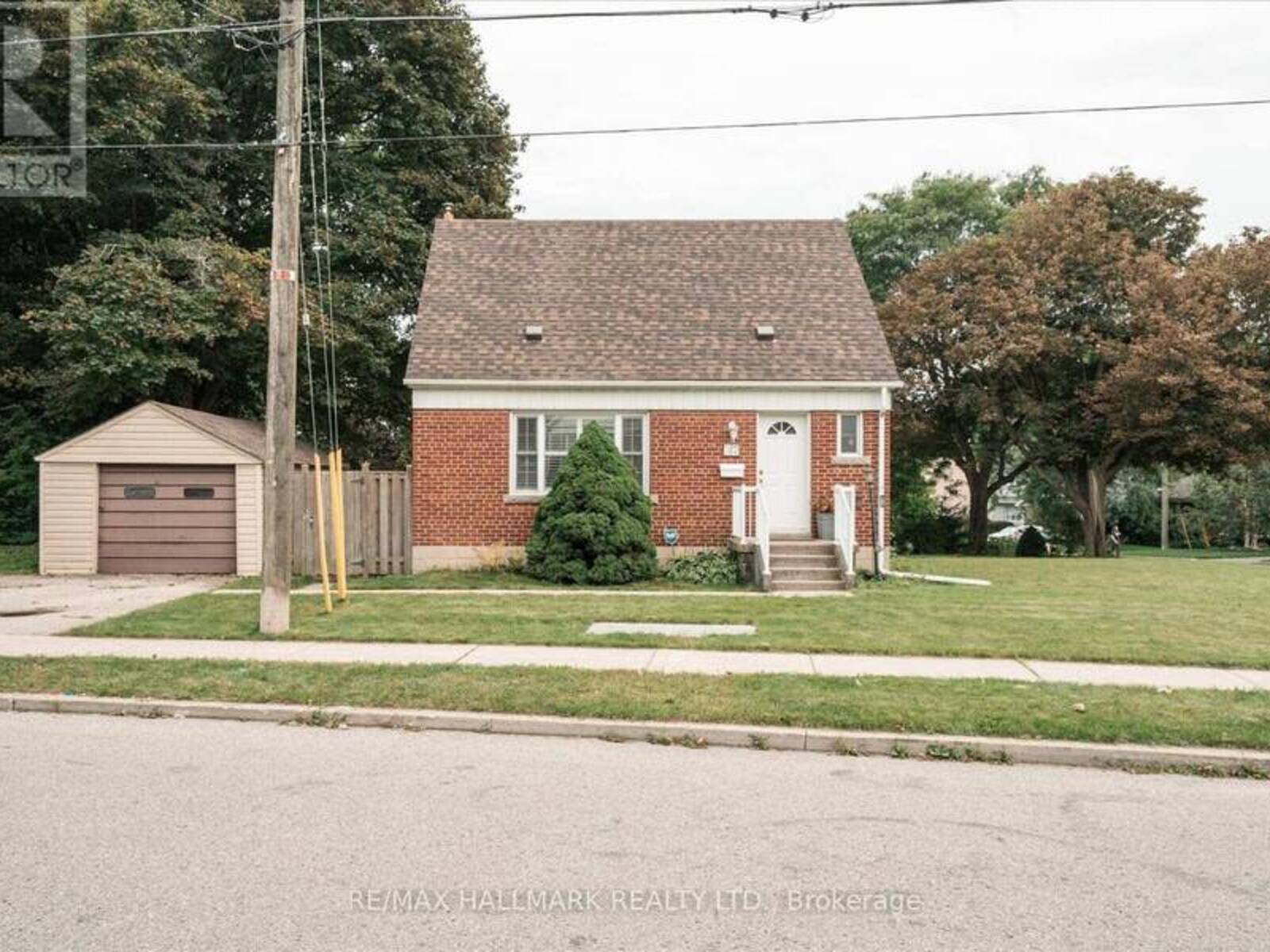 37 HOLSWADE ROAD, Toronto, Ontario M1L 2G5