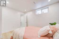 8 SIMSBURY COURT | Markham Ontario | Slide Image Thirty-eight