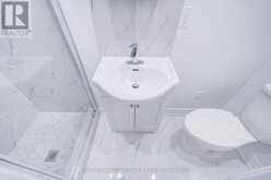 8 SIMSBURY COURT | Markham Ontario | Slide Image Nine