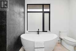 1403 WREN AVENUE | Oakville Ontario | Slide Image Eight