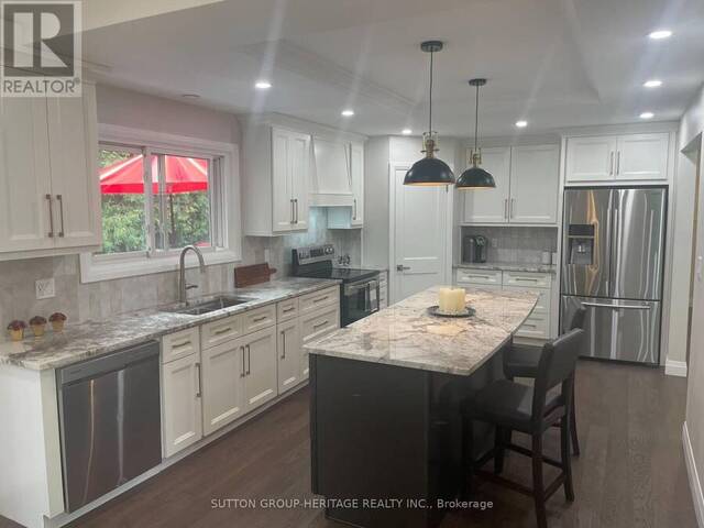 160 LAUREL COURT Oshawa Ontario, L1G 6M5 - Property For Sale