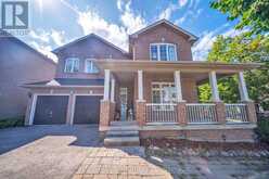 384 SPRUCE GROVE CRESCENT | Newmarket Ontario | Slide Image One