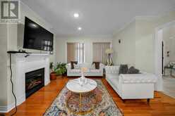 384 SPRUCE GROVE CRESCENT | Newmarket Ontario | Slide Image Seven