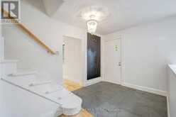 7 WASHINGTON AVENUE | Oakville Ontario | Slide Image Three
