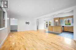 7 WASHINGTON AVENUE | Oakville Ontario | Slide Image Eight