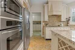 645 CRANLEIGH COURT | Mississauga Ontario | Slide Image Twenty