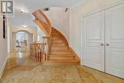 645 CRANLEIGH COURT | Mississauga Ontario | Slide Image Six