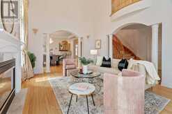 645 CRANLEIGH COURT | Mississauga Ontario | Slide Image Nine