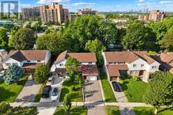 3363 MASTHEAD CRESCENT | Mississauga Ontario | Slide Image Four