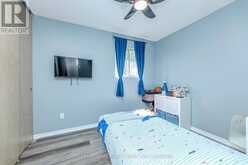 1291 CONSORT CRESCENT | Burlington Ontario | Slide Image Eighteen
