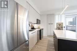1415 - 70 ROEHAMPTON AVENUE | Toronto Ontario | Slide Image Twelve