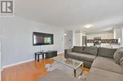 28 EMPIRE DRIVE | Barrie Ontario | Slide Image Thirteen