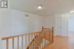 28 EMPIRE DRIVE | Barrie Ontario | Slide Image Eighteen