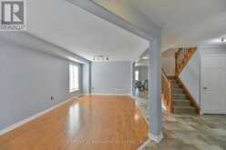 28 EMPIRE DRIVE | Barrie Ontario | Slide Image Five