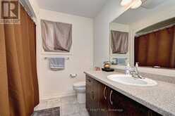 212 GRAVEL RIDGE TRAIL | Kitchener Ontario | Slide Image Thirteen