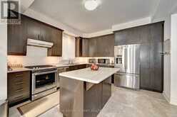 212 GRAVEL RIDGE TRAIL | Kitchener Ontario | Slide Image Eight
