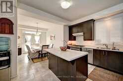 212 GRAVEL RIDGE TRAIL | Kitchener Ontario | Slide Image Nine