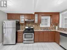 57 WEIR STREET S | Hamilton Ontario | Slide Image Fourteen
