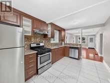 57 WEIR STREET S | Hamilton Ontario | Slide Image Fifteen
